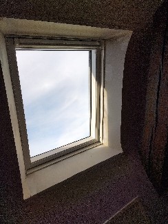 Création d'une ouverture et pose d'une fenêtre de toit