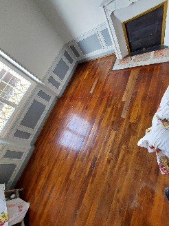 Dépose et repose de parquet en chêne avec remplacement des lambourdes